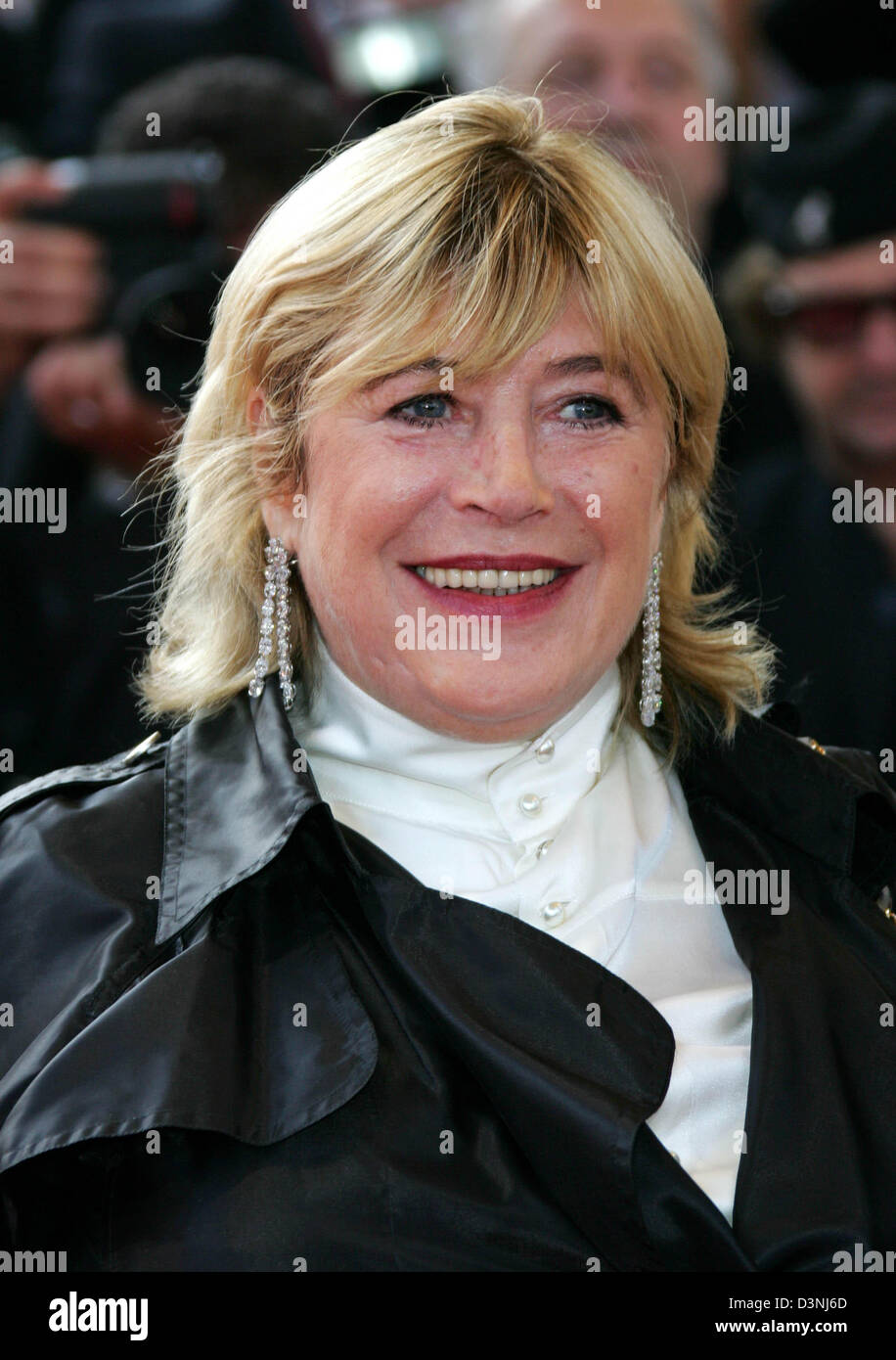 Britische Sängerin und Schauspielerin Marianne Faithfull kommt zur Eröffnung der 59. Filmfestival in Cannes auf dem Palais de Festival in Cannes, Frankreich, 17. Mai 2006. Foto: Hubert Boesl Stockfoto
