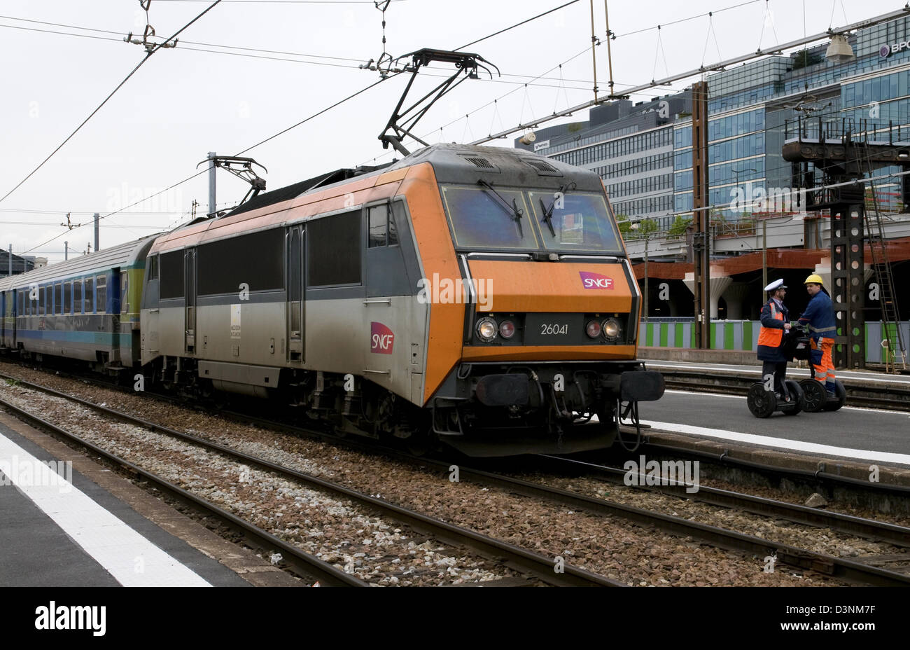 SNCF e-Lok, Klasse BB 26000,26041, Alsthom, Gare d ' Austerlitz, Paris, Frankreich Stockfoto