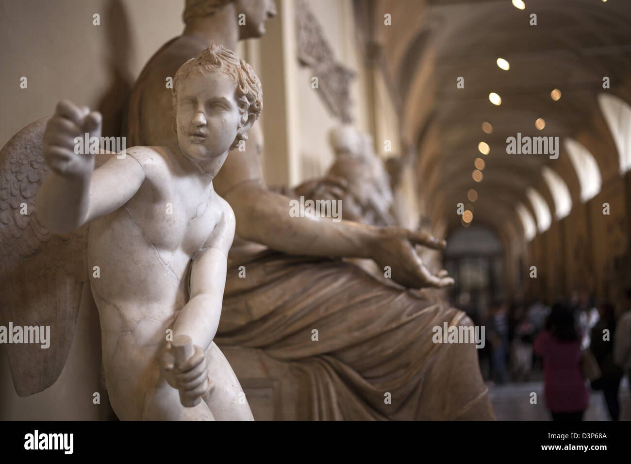 Klassische römische Skulptur Galerien im Vatikanischen Museum in Rom zeigen Götter und Kaiser unter den Skulpturen Stockfoto