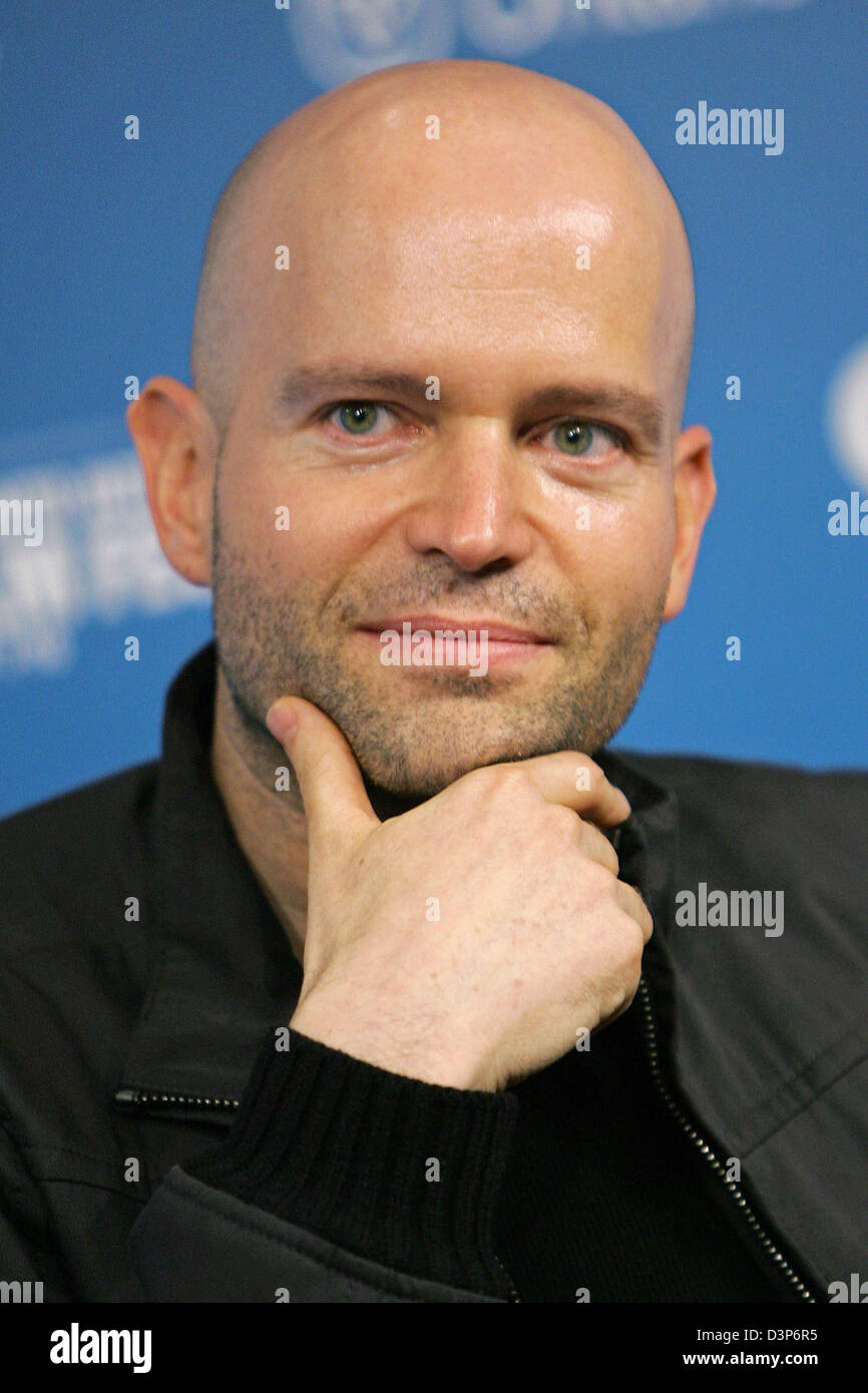 Deutscher Regisseur Marc Forster beschreibt seinen neuen Film "Stranger Than Fiction" auf einer Pressekonferenz im Hotel Sutton Place in Toronto, Kanada, Samstag, 9. September 2006. Foto: Hubert Boesl Stockfoto