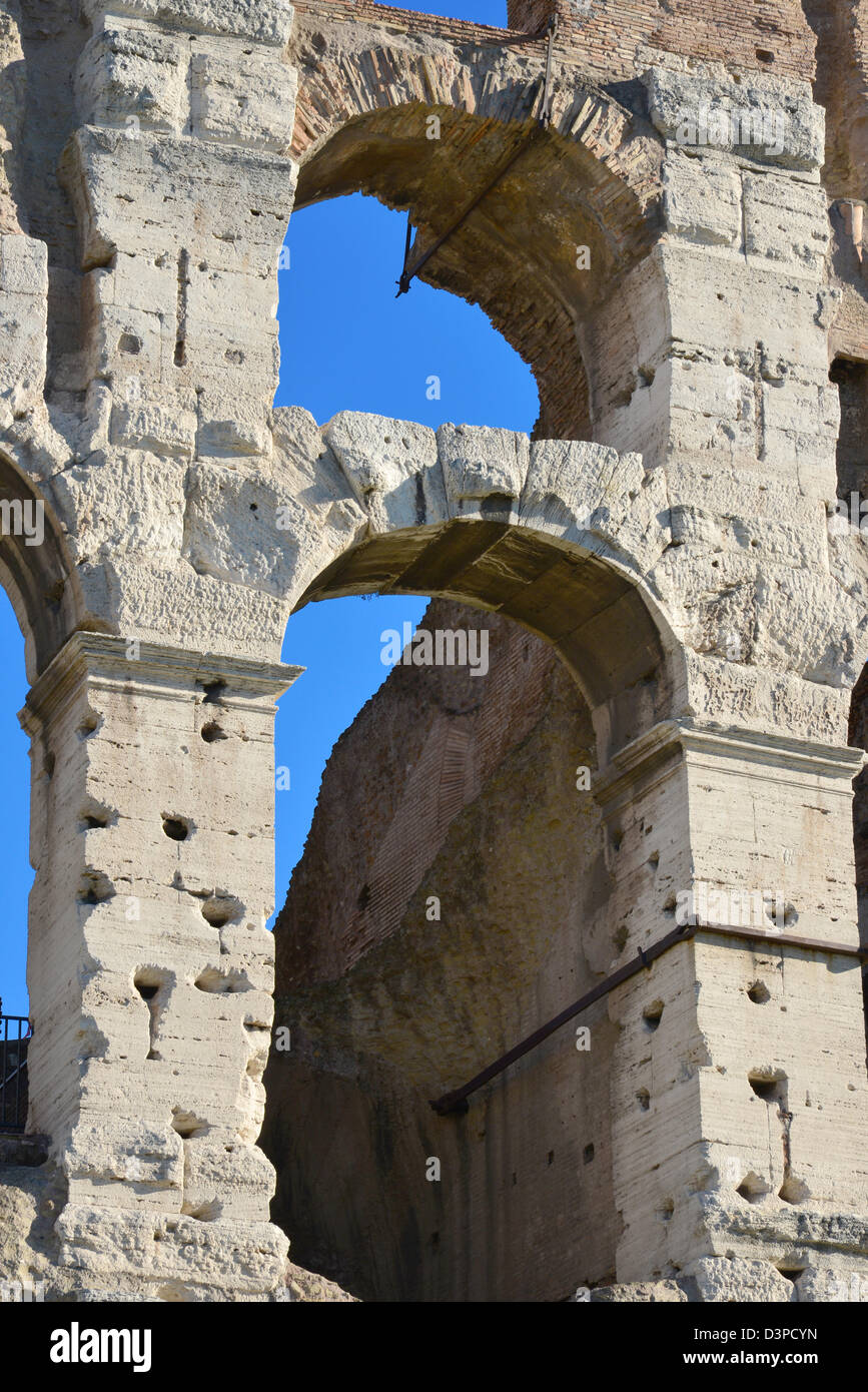 Detail des berühmten Kolosseums in Rom Stockfoto