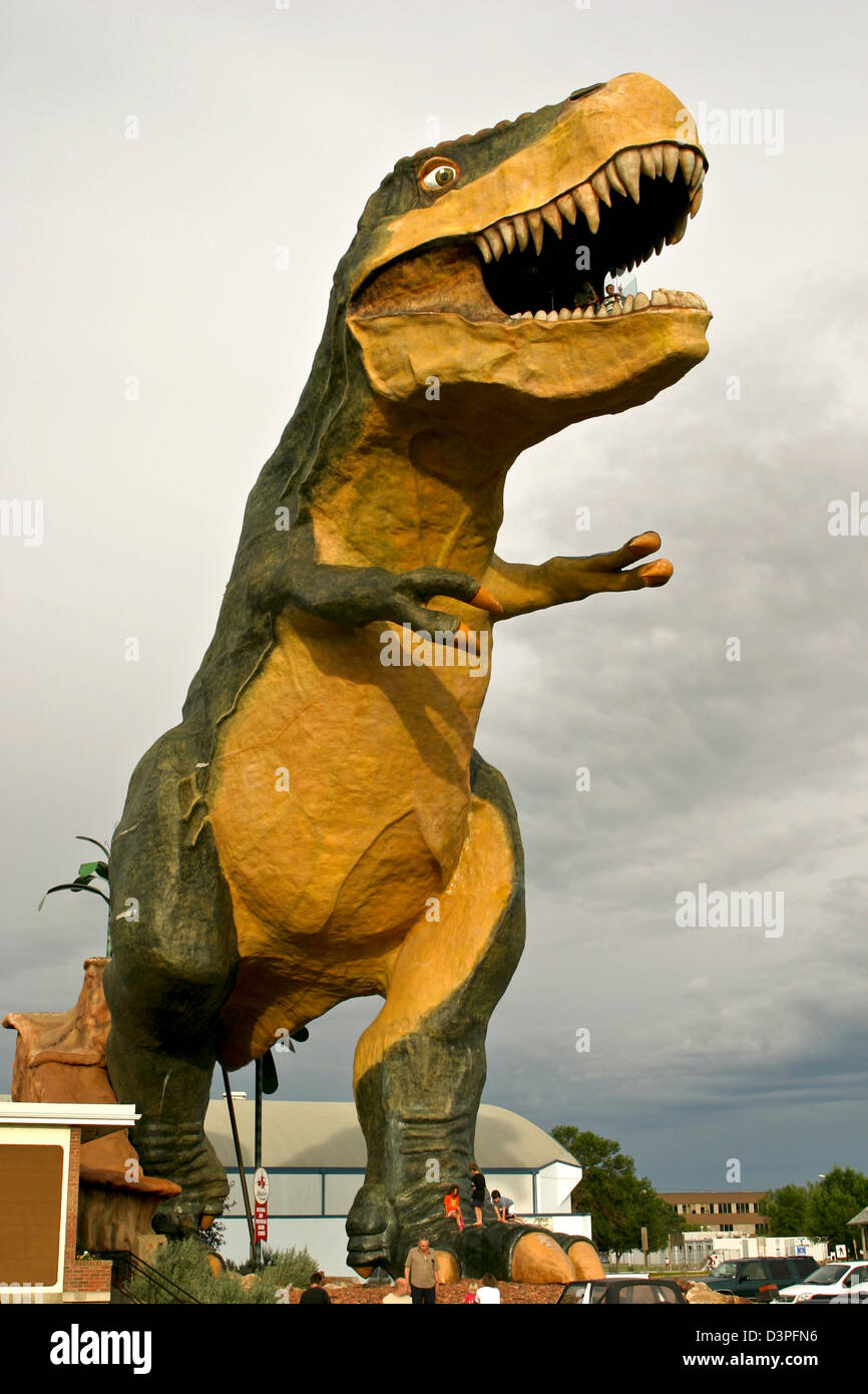 Des weltweit größte Dinosaurier, ist ein 26,2 m (86 ft) hohen Fiberglas Tyrannosaurus Rex in Drumheller, Alberta Kanada Stockfoto