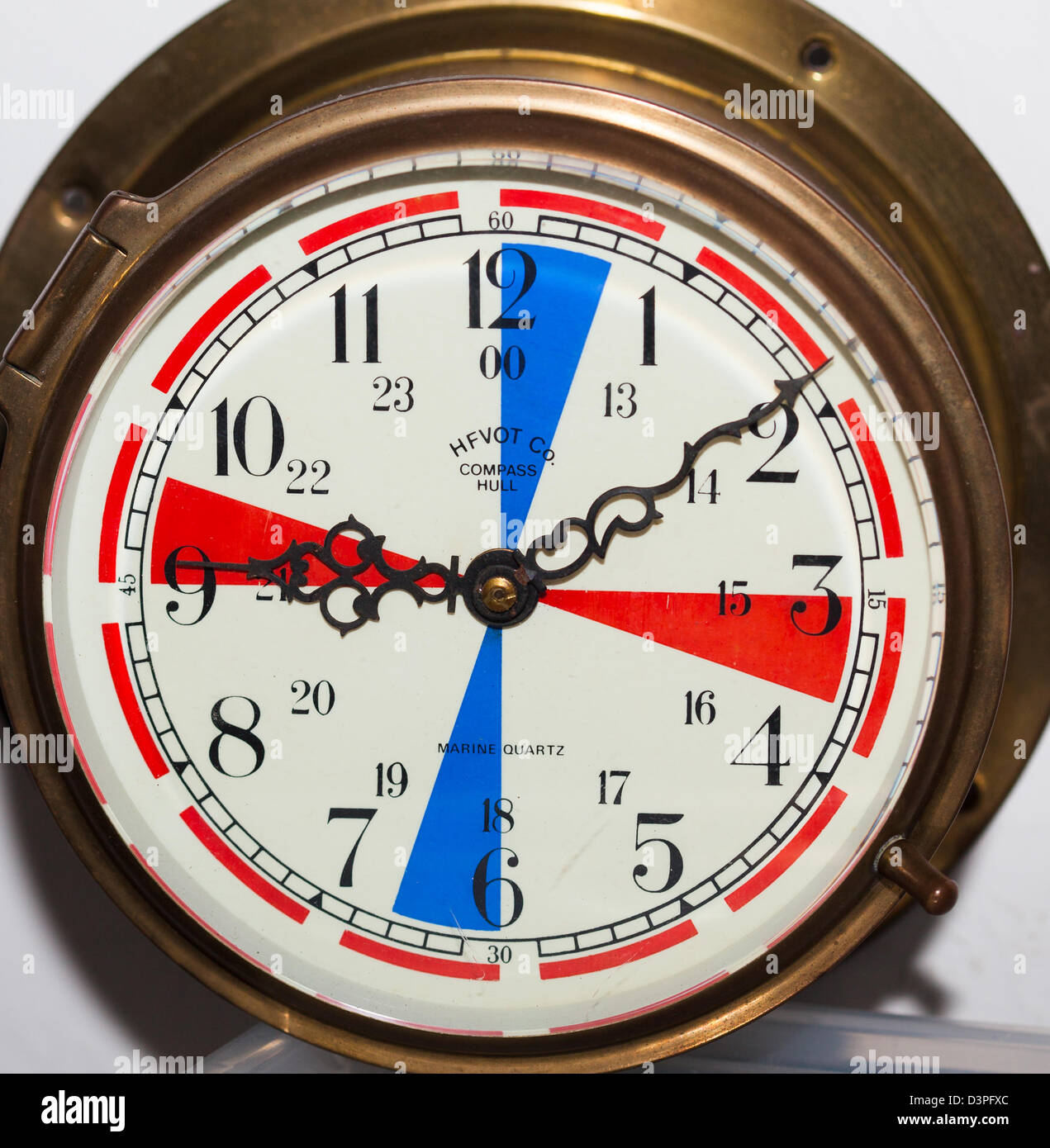 Schiffen radio Zimmer Ziffernblatt zeigt Radio "Stille" Perioden auf "Not Frequenzen" Stockfoto