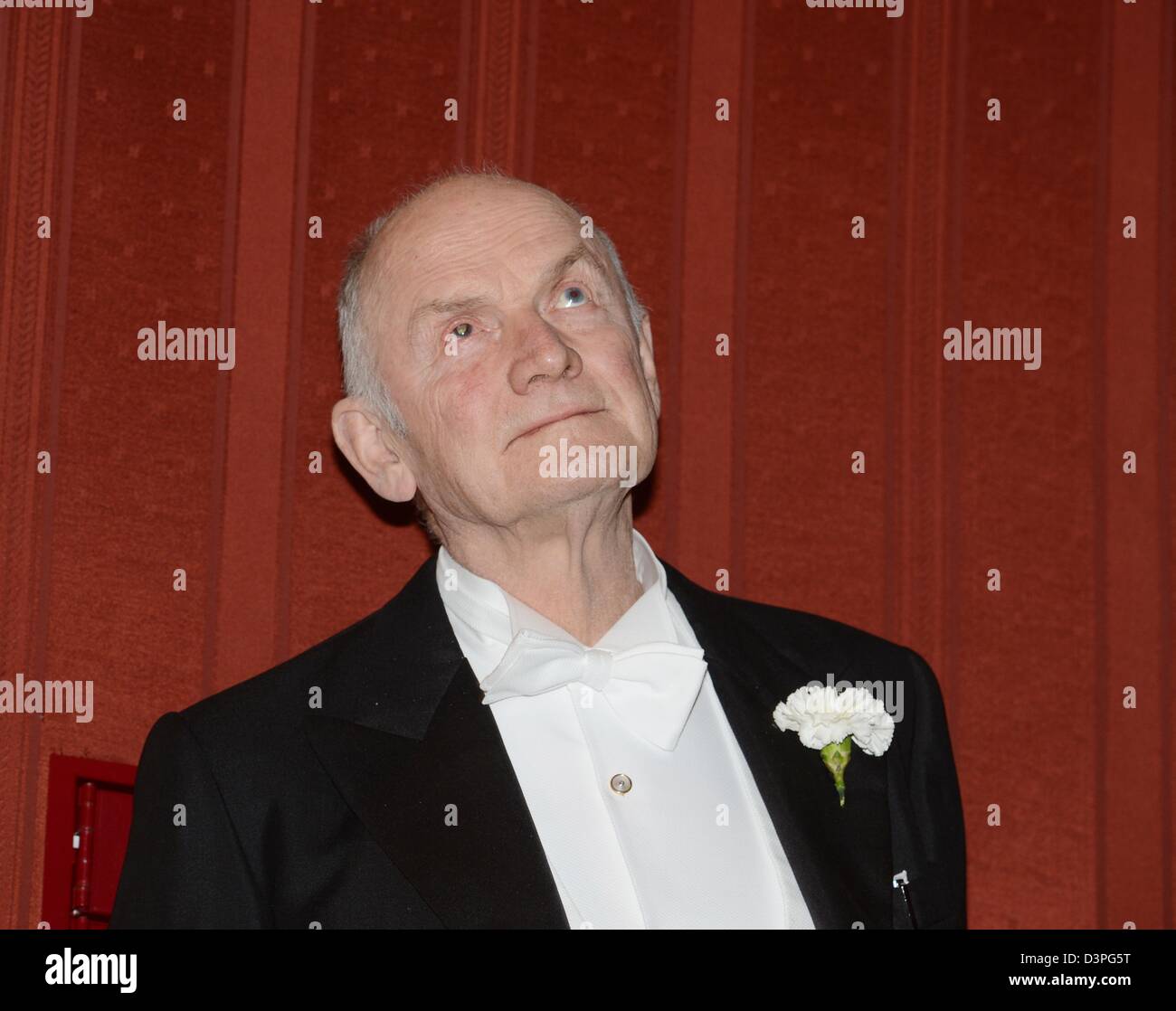 Österreichische Unternehmer und Vorsitzender des Vorstands des Automobilherstellers Volkswagen (VW), Ferdinand Piech, besucht den Wiener Opernball in Wien, Österreich, 7. Februar 2013. Foto: Jens Kalaene Stockfoto