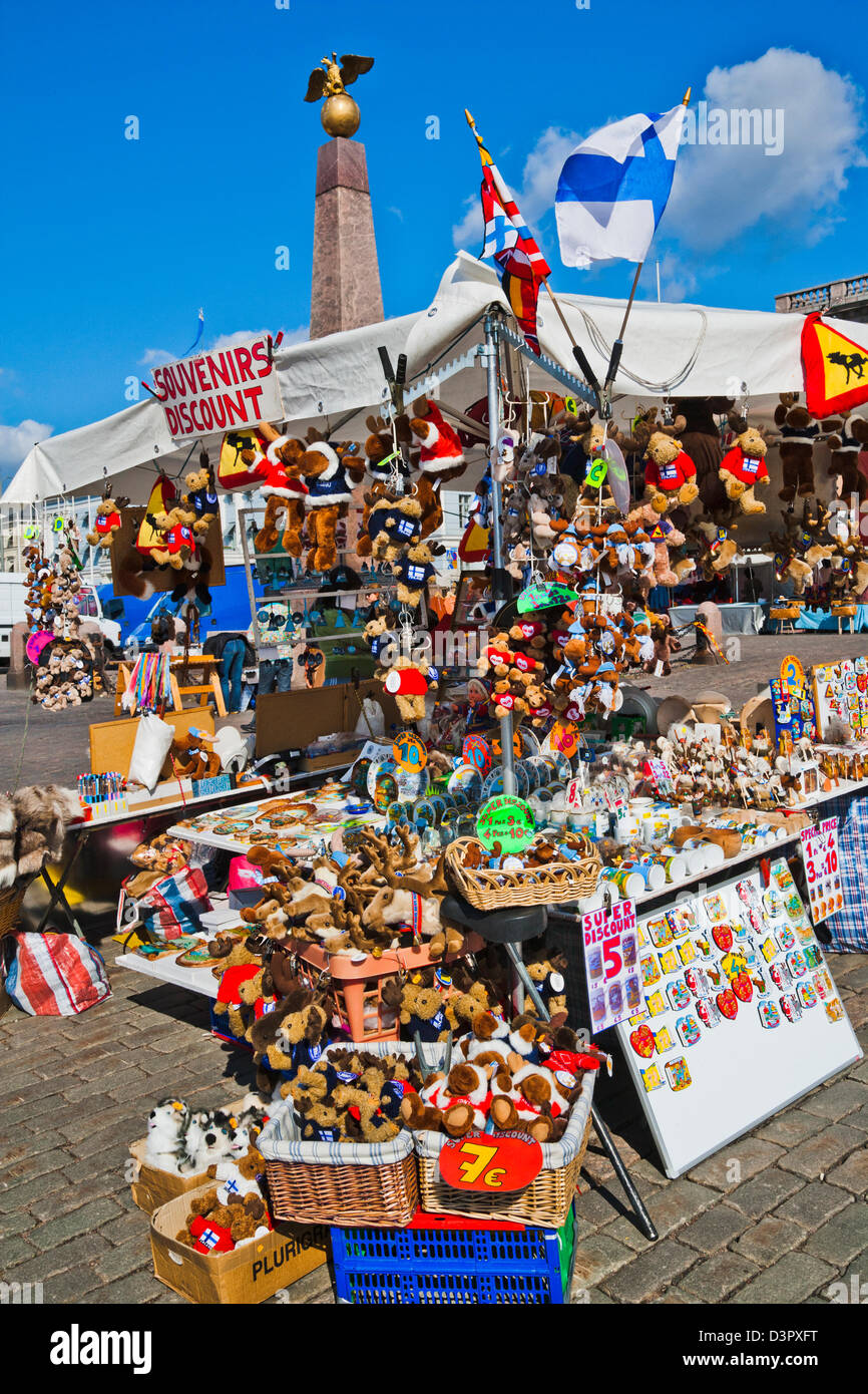Finnland, Helsinki, Souvenir-Stand auf dem Marktplatz Stockfoto