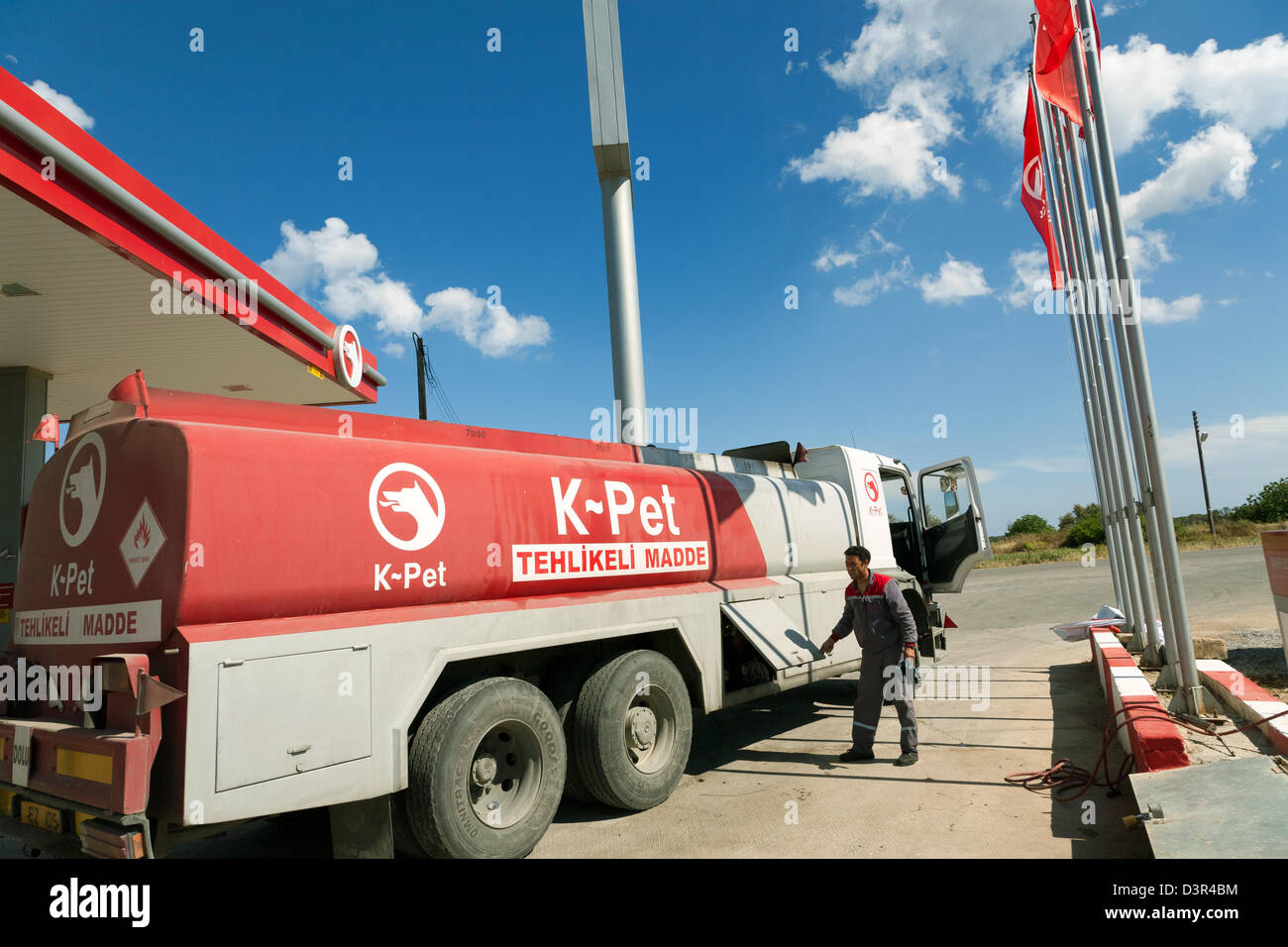 Bogaz, türkischen Republik Nordzypern, ein K-Pet-Tankstelle Stockfoto