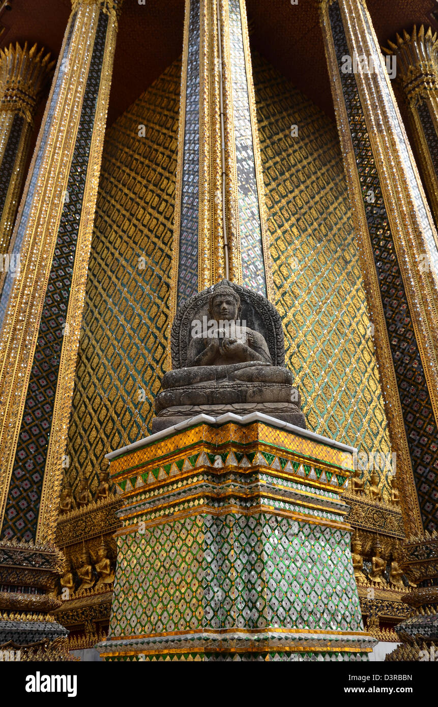 Stein-Budda im Royal Palace Bangkok Thailand Wat Phra Kaew Stockfoto