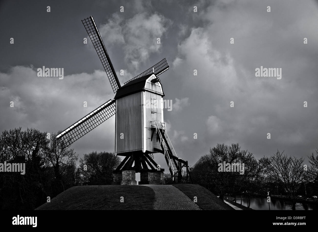 Bonne Chiere Molen, eine Windmühle in Brügge Stockfoto