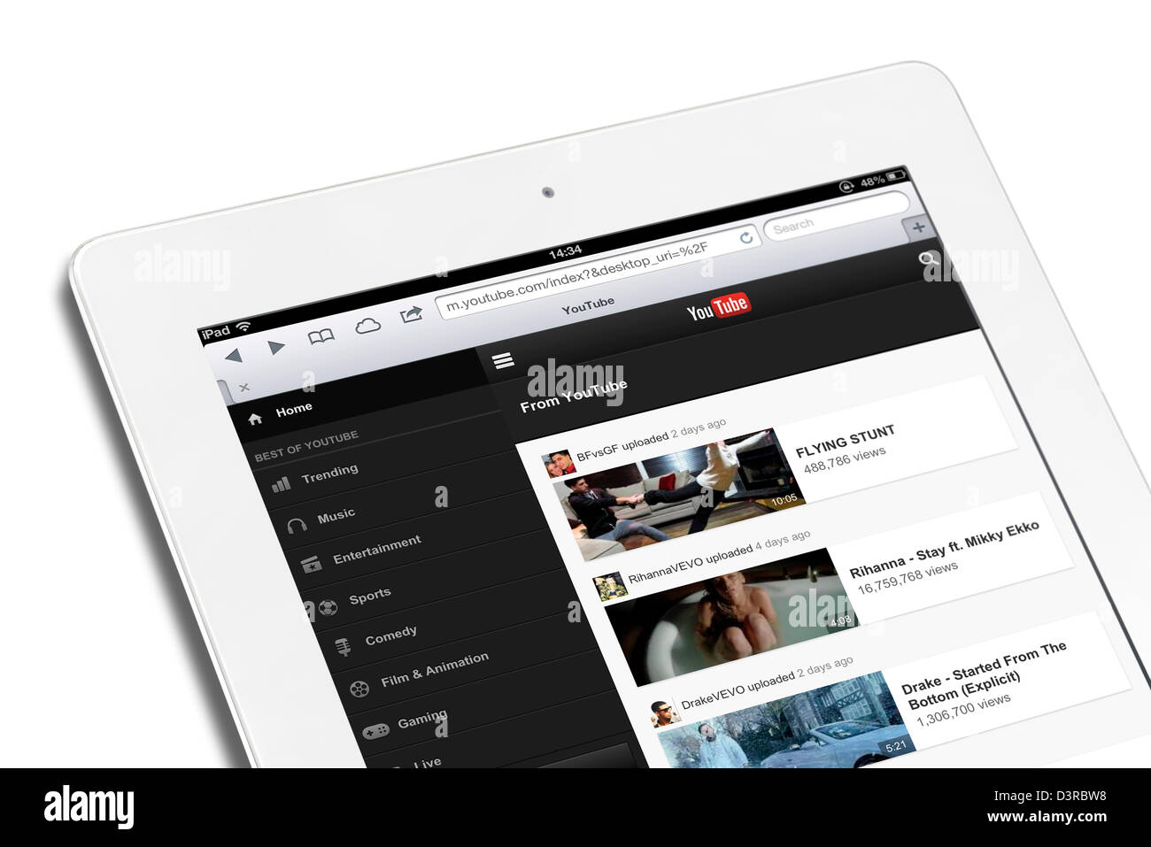 Die Kanäle auf YouTube mit einem 4. Generation iPad Surfen Stockfoto