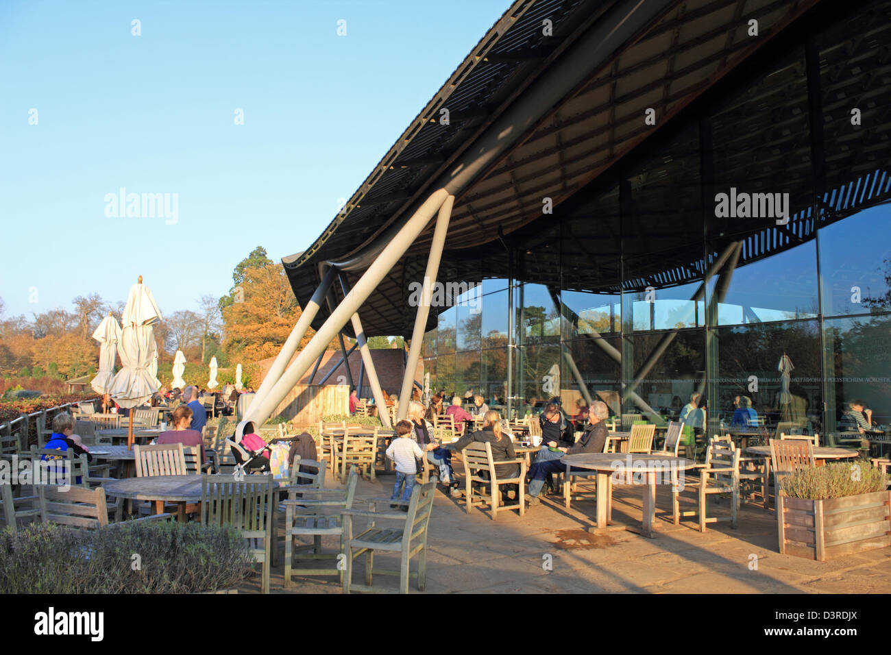 Saville Garten Besucherzentrum. Egham, Surrey England UK. Stockfoto