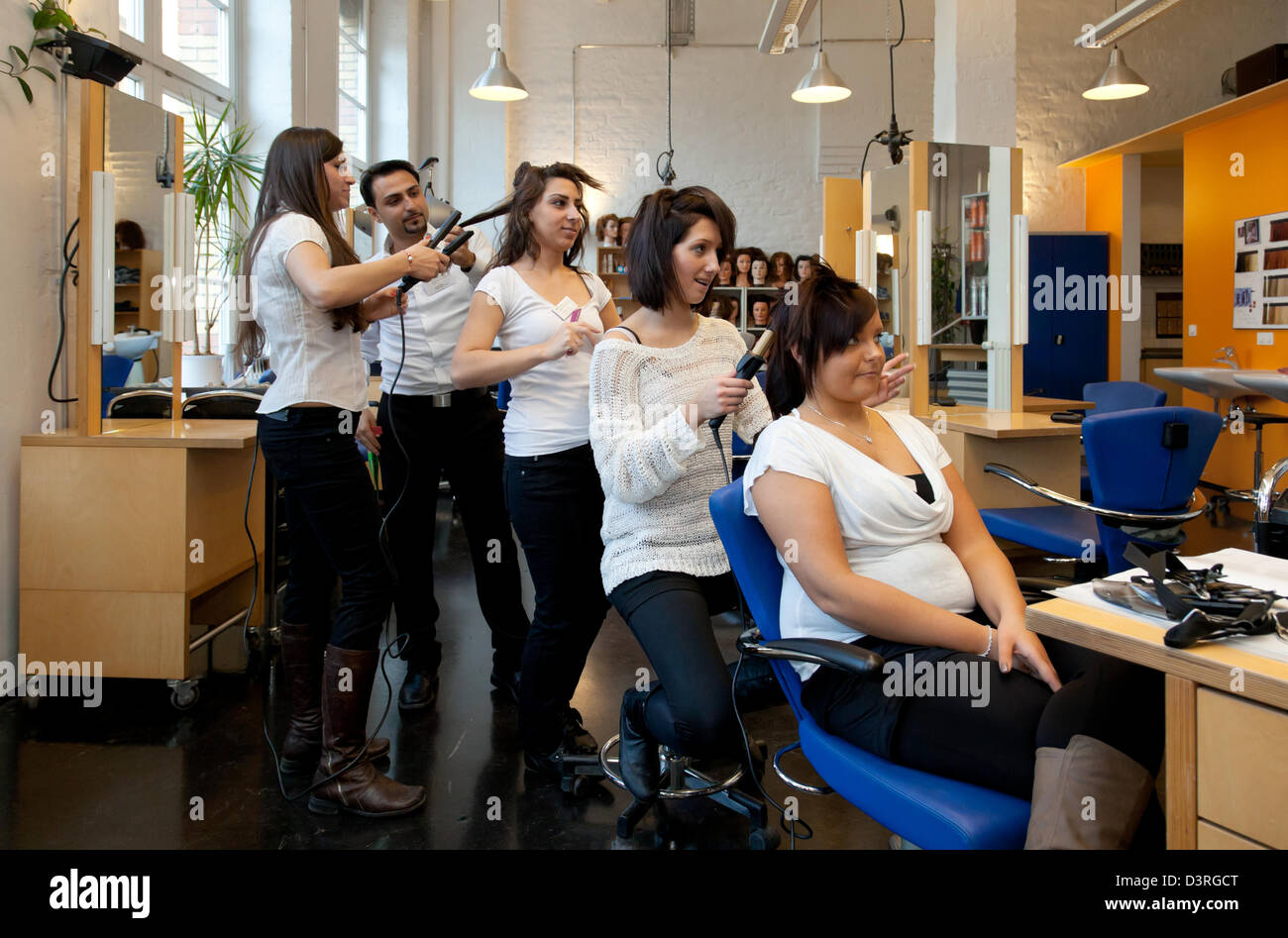 Berlin, Deutschland, Friseur Ausbildung Stockfoto