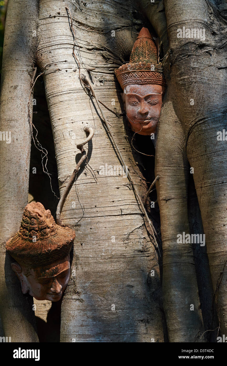 Leiter des Tones in Baan Phor Liang Meun Terrakotta Kunst Stockfoto