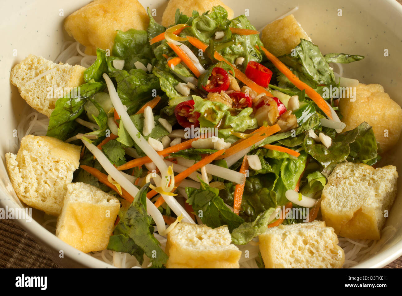 Bún Chay, der vietnamesische Nudelsalat Stockfoto