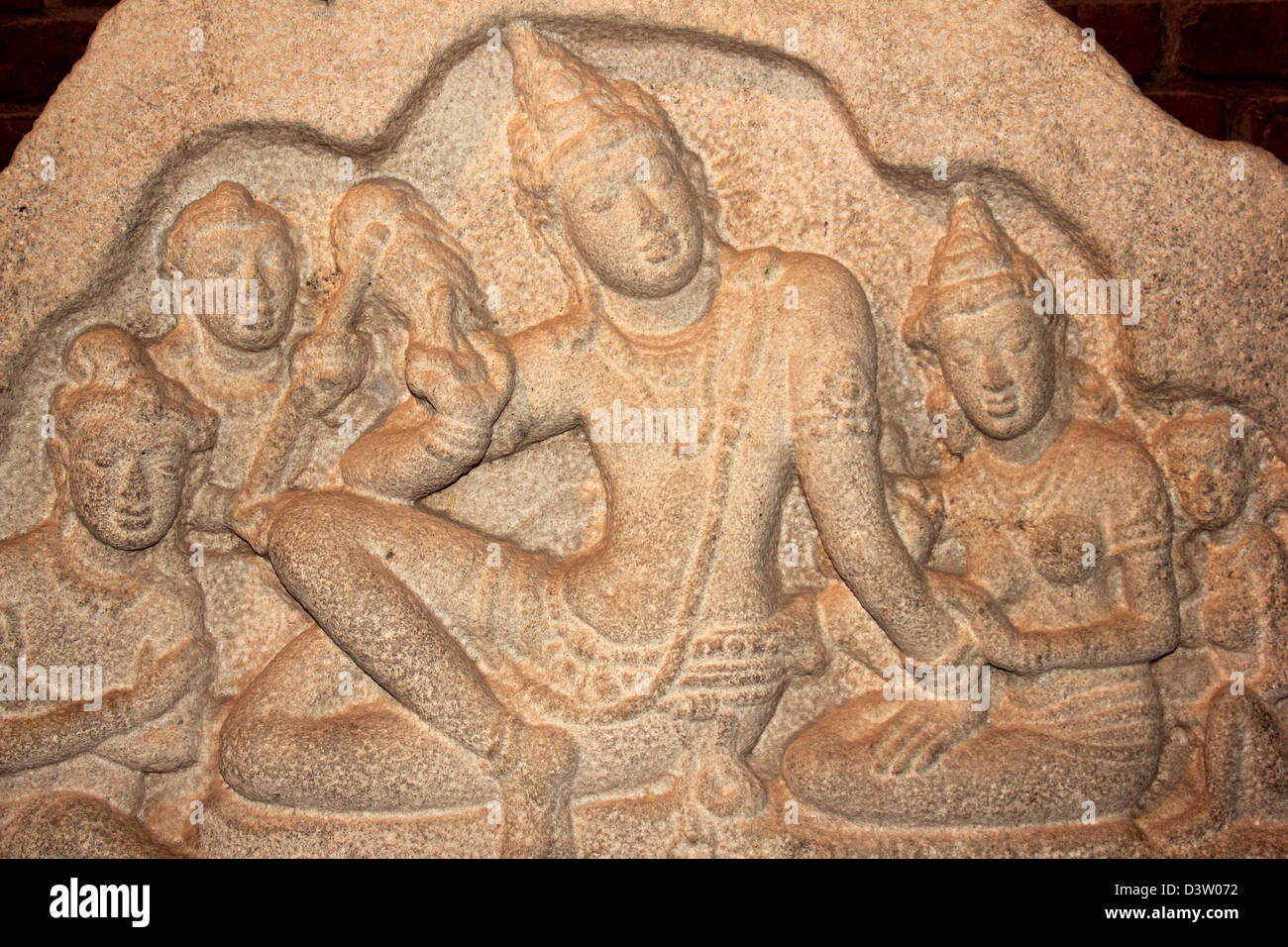 Skulptur des Königs Familie am Isurumuniya Tempel, Sri Lanka Stockfoto