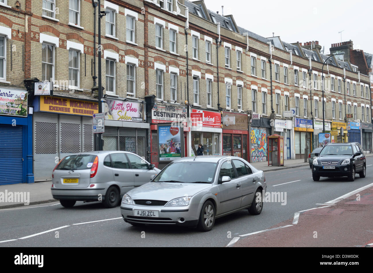 Neue Cross Road, London, UK Stockfoto