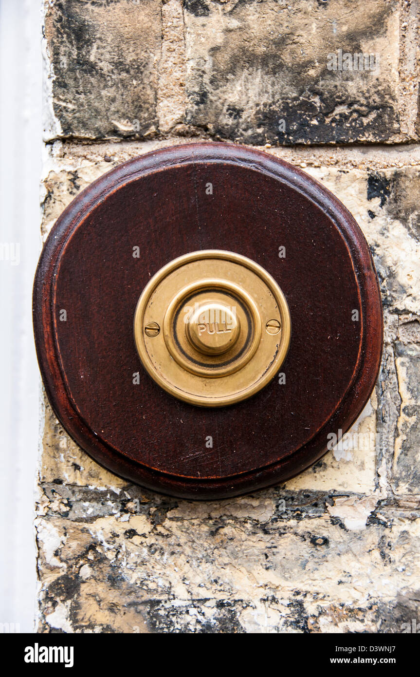 Antike Glocke ziehen an einer Tür Cambridge UK Stockfoto