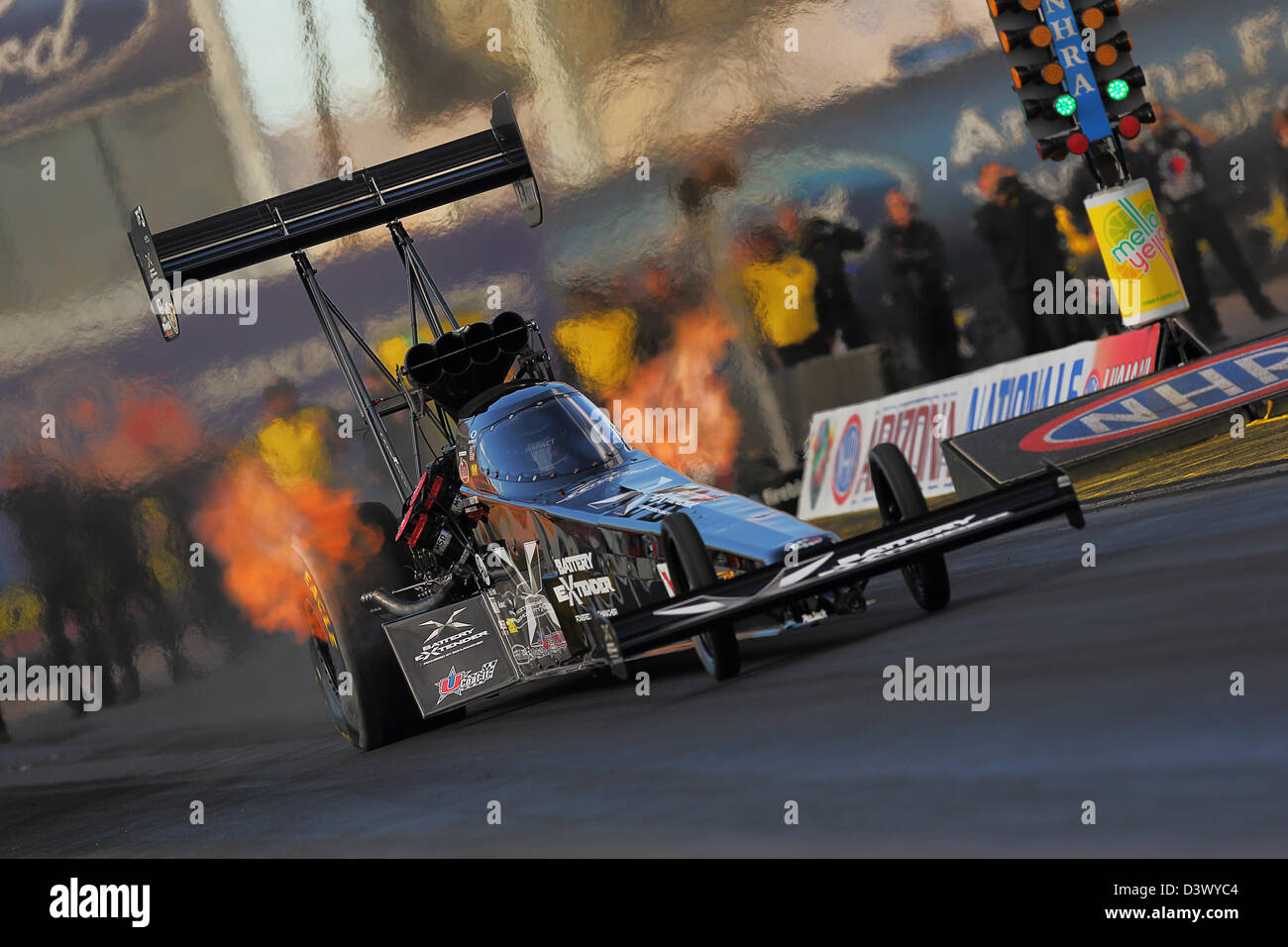 Chandler, Arizona, USA. 24. Februar 2013.  Spencer Massey während der NHRA Arizona Staatsangehörige - Mello Yello Drag Racing Serie letzte Ausscheidungsrunde auf dem Firebird International Raceway in Chandler, Arizona.  Bildnachweis: Aktion Plus Sportbilder / Alamy Live News Stockfoto
