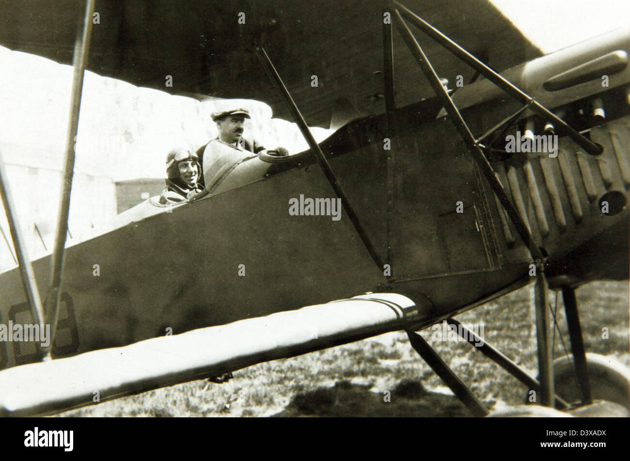 Ein historisches Foto aus der Frederick A. Hoover Special Collection, das ein Flugzeug der Curtiss Aeroplane and Motor Company zeigt, einem frühen amerikanischen Luftfahrtpionier. Stockfoto