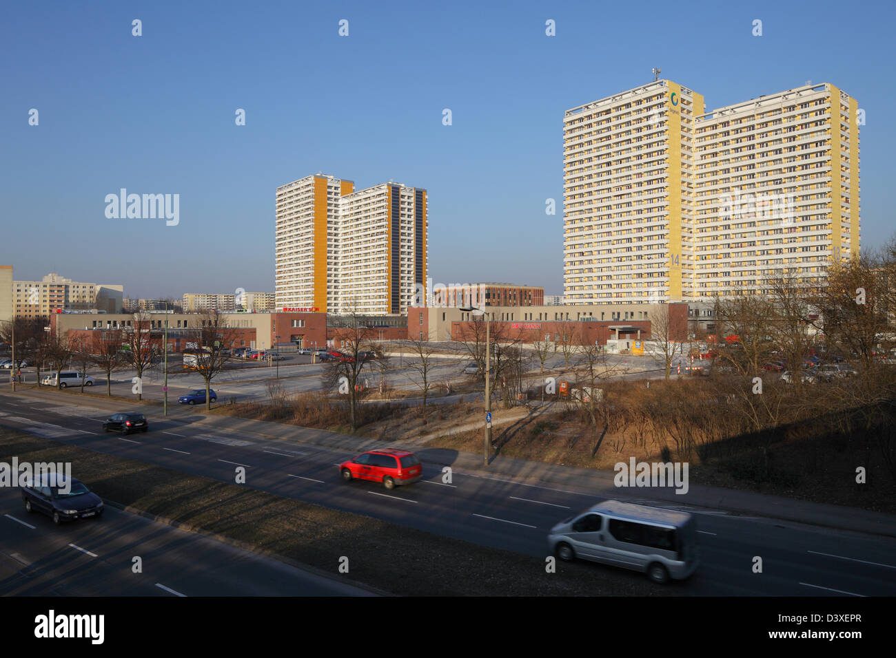 Berlin, Deutschland, und alle Maerkische-Platte auf Helene Weigel Platz Stockfoto