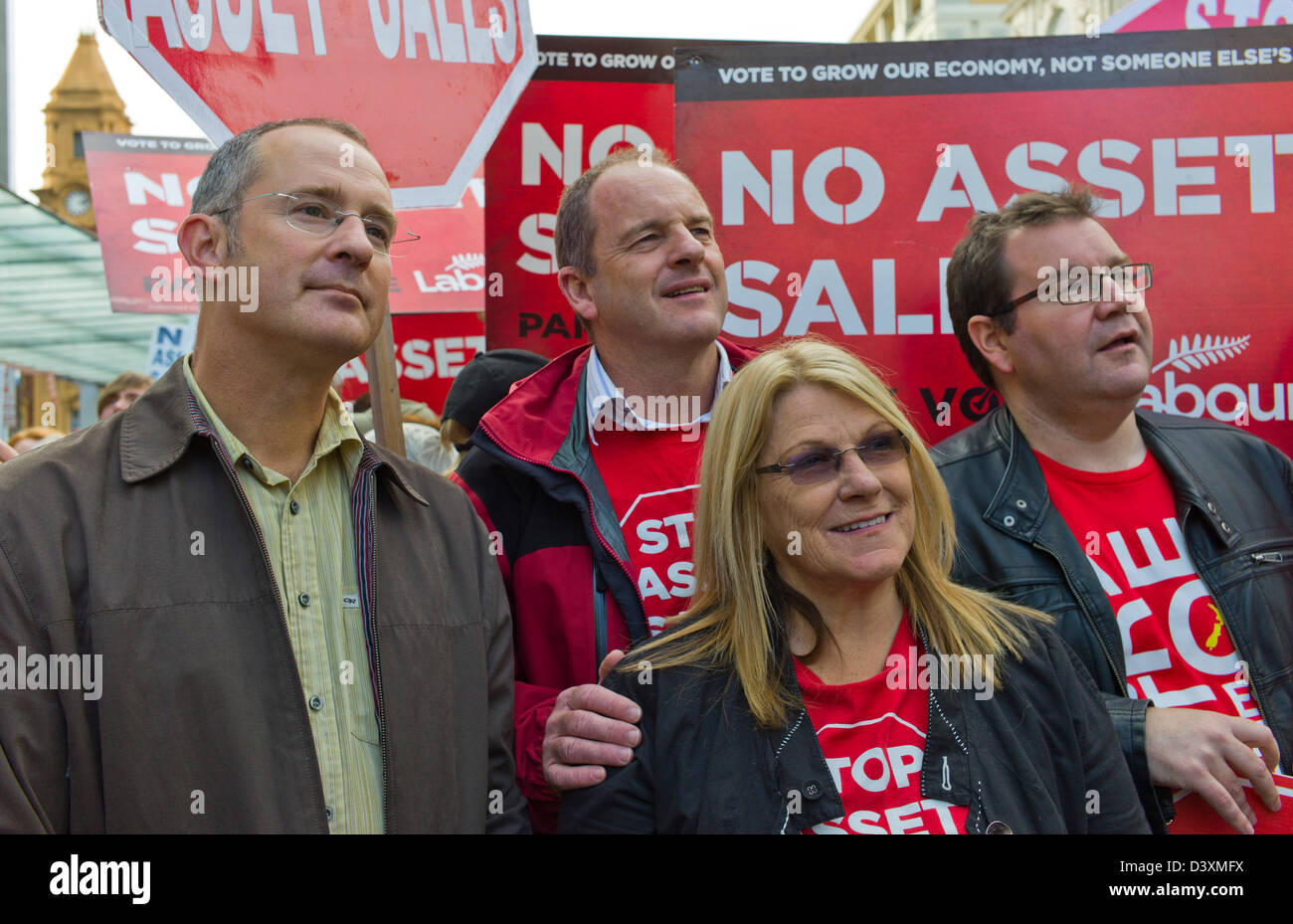 28.04.12 Auckland New Zealand. L R New Zealand Labour MP Phil Twyford, David Shearer, Darien Fenton und Grant Robertson. Stockfoto