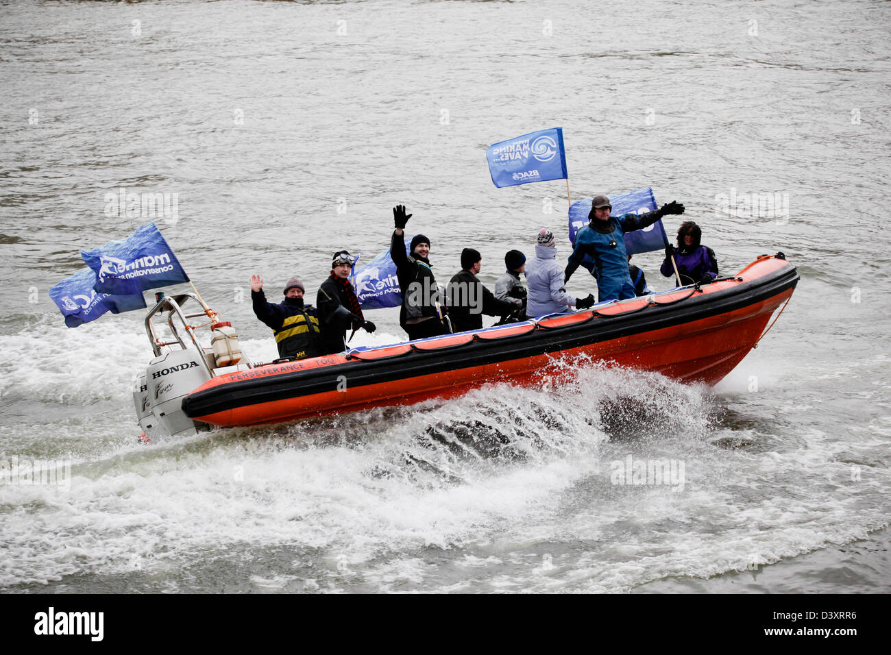 BSAC Taucher in Booten kurz vor der Marine Conservation Society marschieren, um die Notwendigkeit der Marine Conservation Zonen markieren. Westminster. London. Vereinigtes Königreich. Stockfoto
