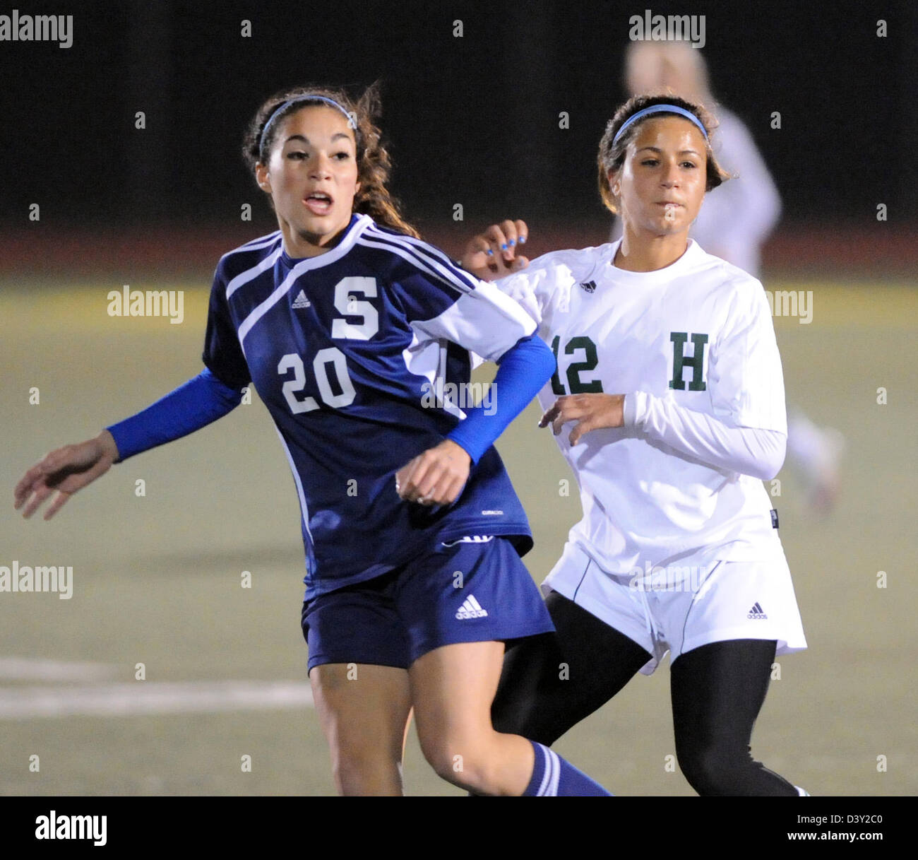 High-School-Mädchen-Fußball-Aktion im CT USA Stockfoto