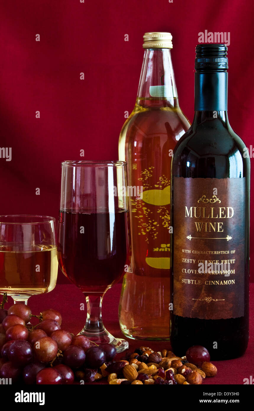 Drinks für die Weihnachtsfeier Stockfoto