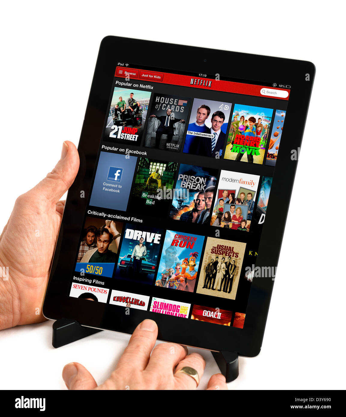 Beliebte Videos auf dem Netflix-Video-Streaming-Website, betrachtet auf eine 4. Generation iPad, UK Stockfoto