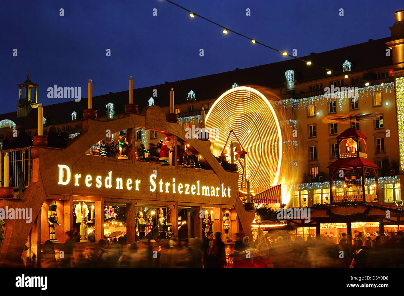 Striezel weihnachtsmarkt Fotos und Bildmaterial in hoher Auflösung