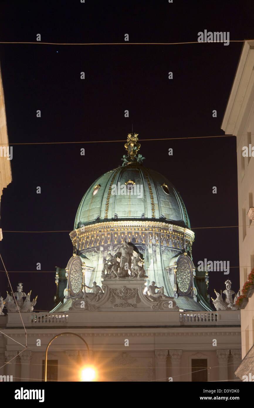 Michaelertrakt Kuppel, Vienna Stockfoto