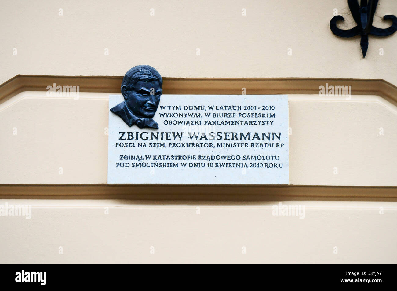 Gedenktafel Zbigniew Wassermann (1949-2010) polnischer Politiker Rechtsanwalt Krakau Polen 25. Oktober 2012 (CTK Foto/Libor Sojka) Stockfoto