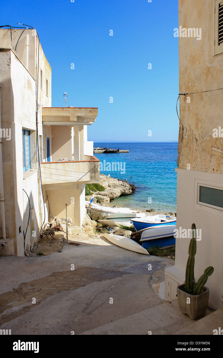 Straße in Italien alte Gebäude auf der Insel Levanzo Stockfoto