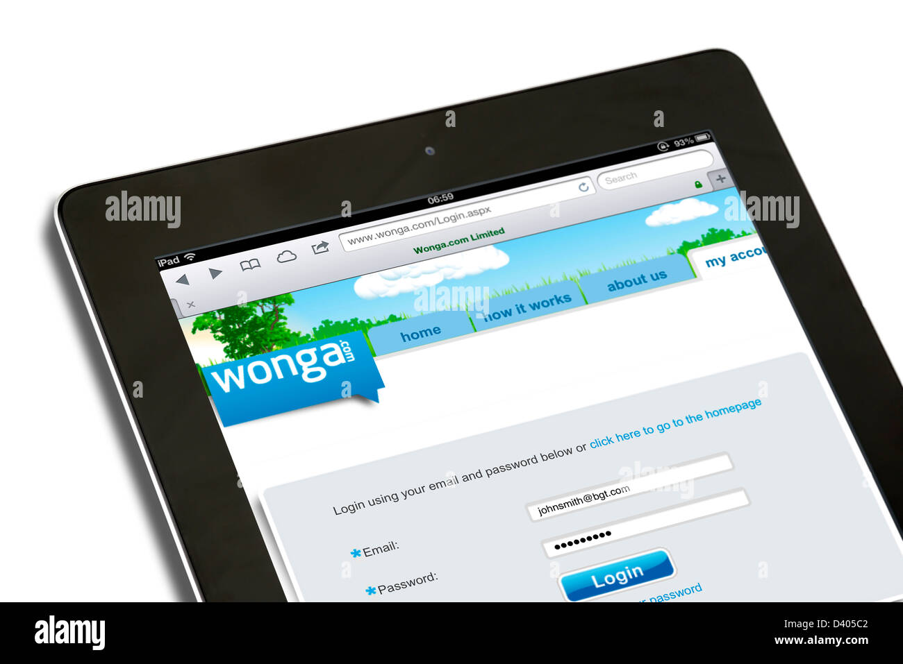 Anmeldung bei der Wonga.com-Paday-Darlehen-Website auf eine 4. Generation iPad, UK Stockfoto