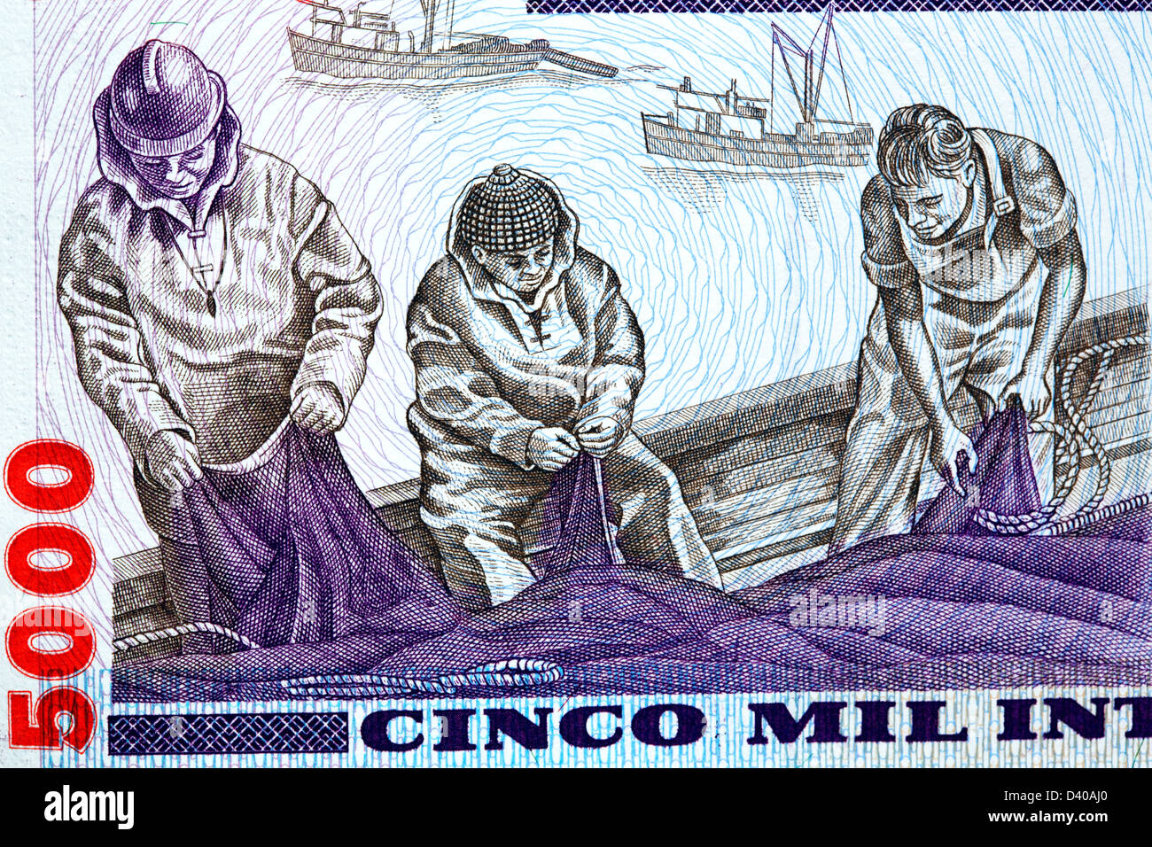 Fischer reparieren Netze von 5000 Intis Banknote, Peru, 1988 Stockfoto