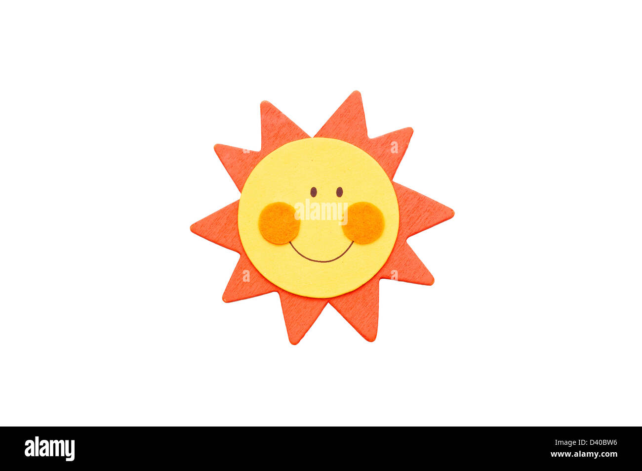 Orange und gelb, die lächelnde Sonne isoliert auf weiss. Stockfoto