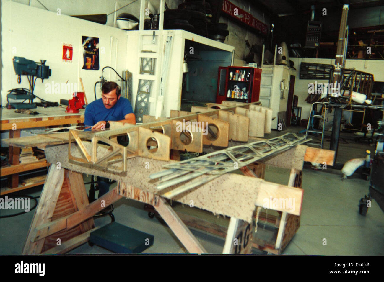 Die Hawker Hurricane war ein britisches Kampfflugzeug, das während des Zweiten Weltkriegs eingesetzt wurde. Sie spielte eine entscheidende Rolle in der Schlacht um Großbritannien und diente der Luftverteidigung gegen die deutsche Luftwaffe. Stockfoto