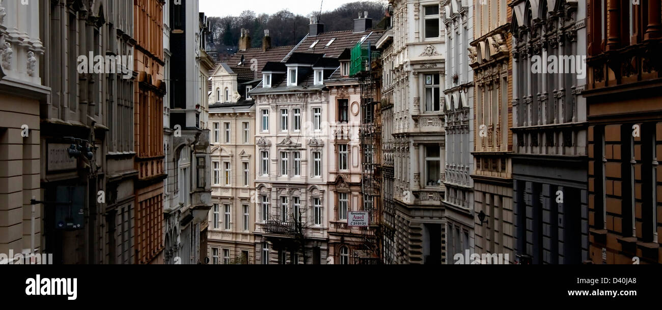 Pano von eleganten Häusern, Wuppertal, Deutschland Stockfoto