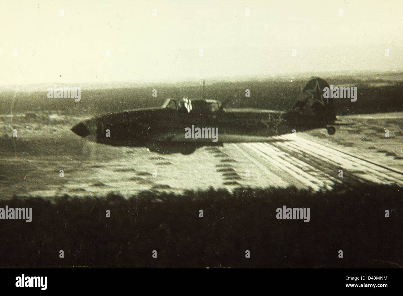 Die Iljuschin Il-2 Schturmowitk war ein sowjetisches Bodenangriffsflugzeug, das während des Zweiten Weltkriegs ausgiebig eingesetzt wurde. Stockfoto