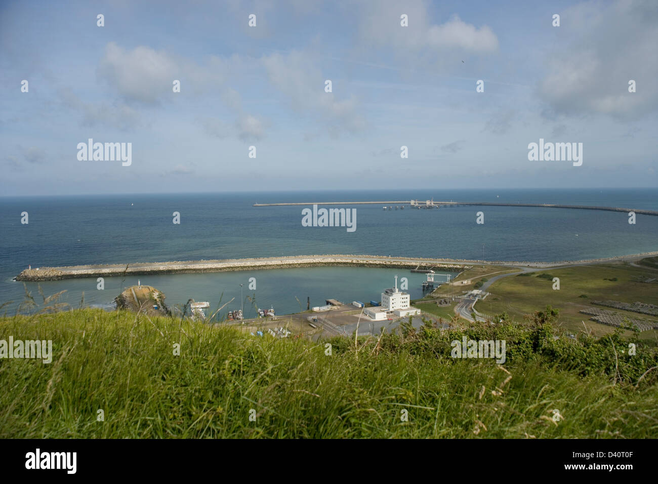 Öl-Mole und Hafen von Saint-Jouin Bruneval Normandie Frankreich Stockfoto