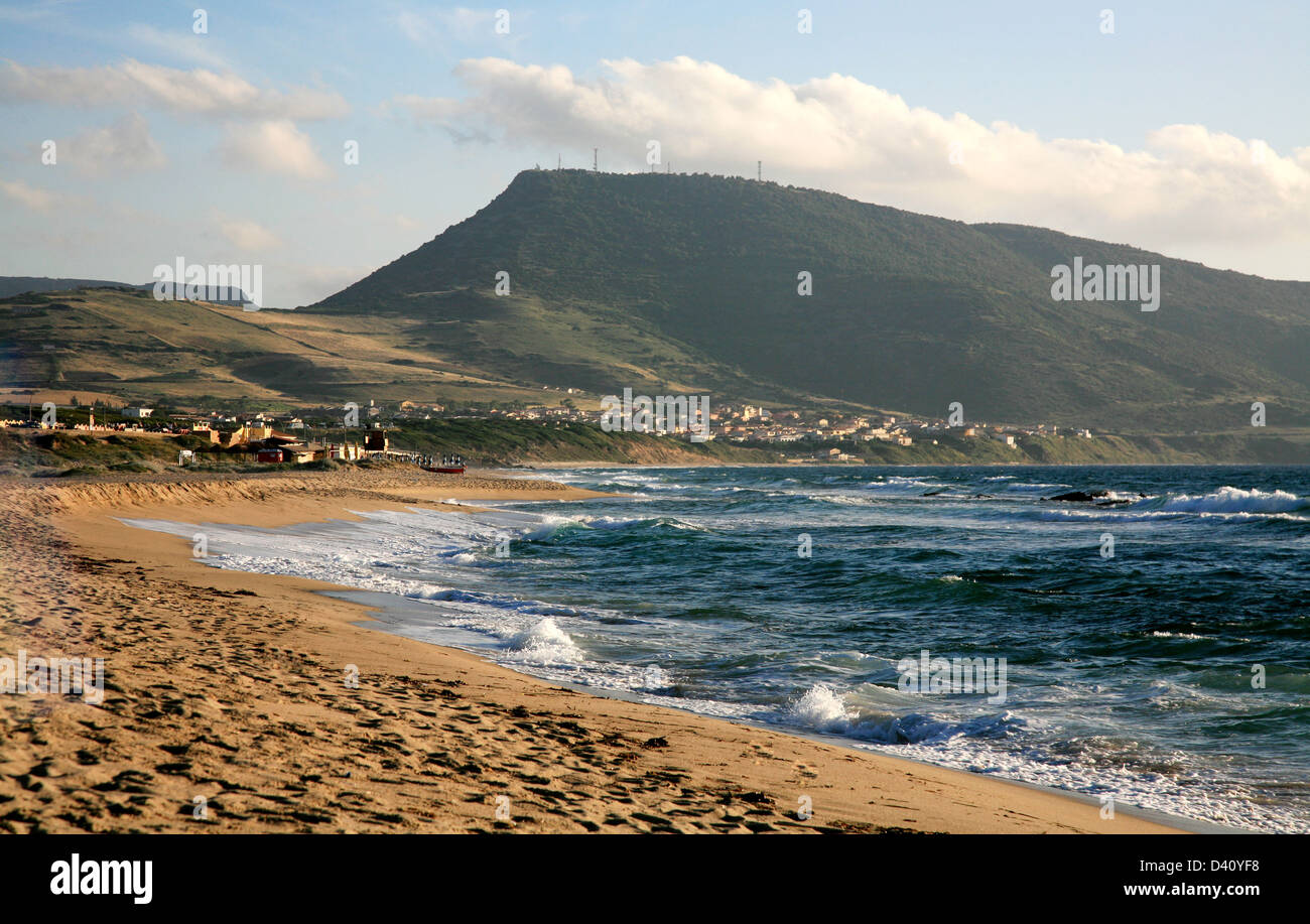 Malerischen Strand und Berge. Sardinien, Italien. Stockfoto
