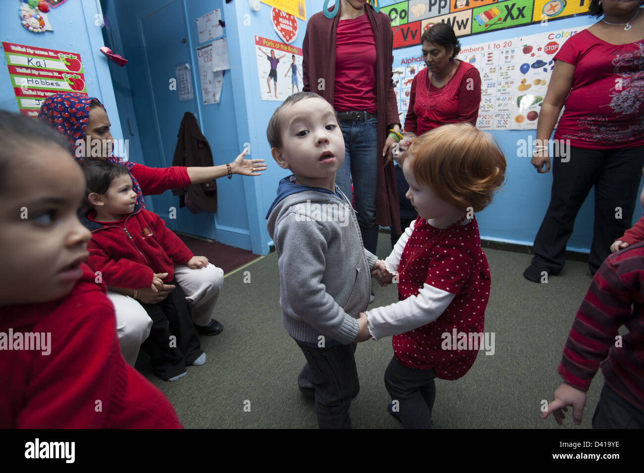 Smart Kids Are Us, einer multikulturellen Kindergarten und frühen Learning Center in Brooklyn, New York. Stockfoto