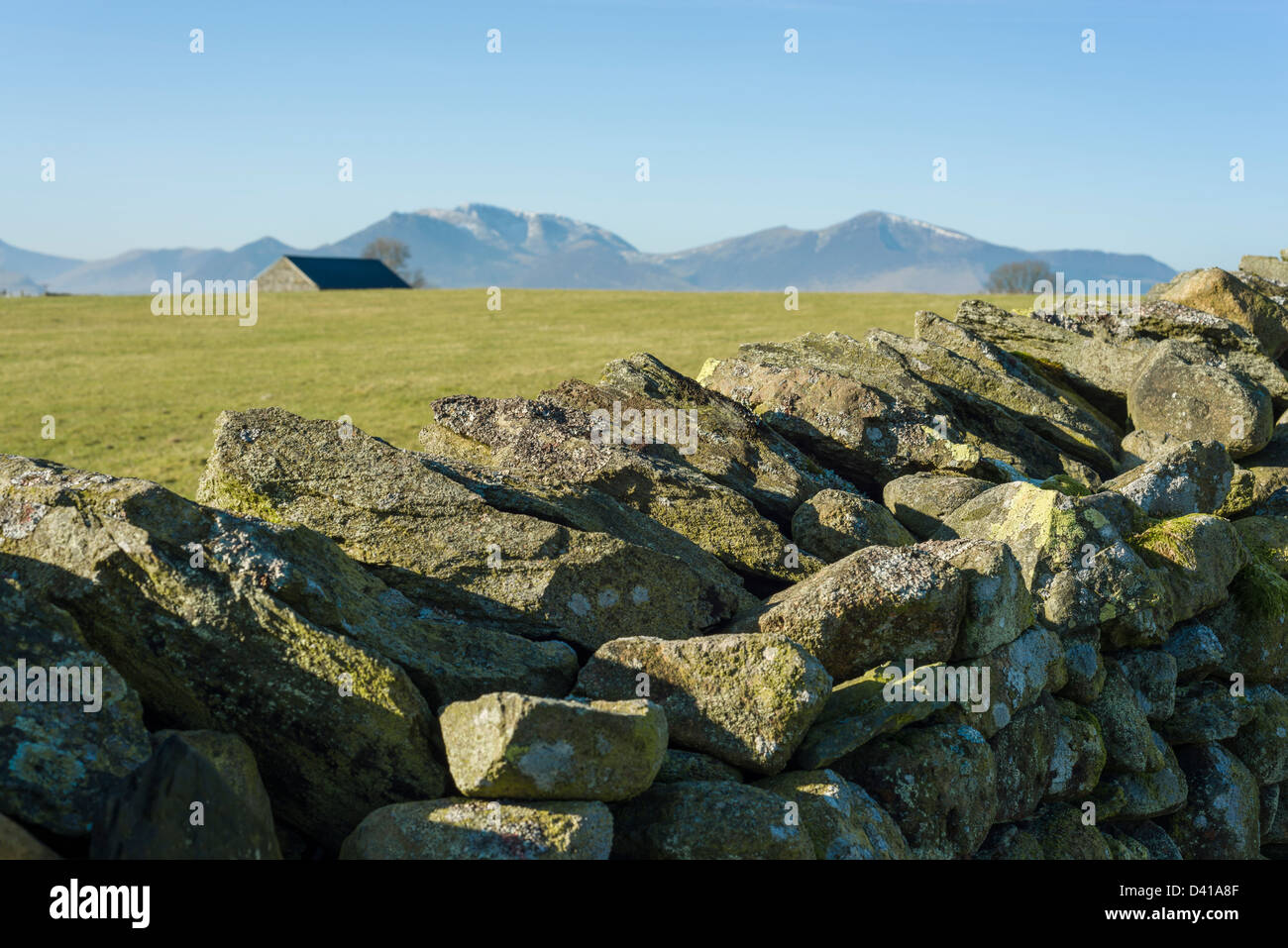 Trockenmauer am Castlerigg, Cumbria, Lake District, England, UK Stockfoto