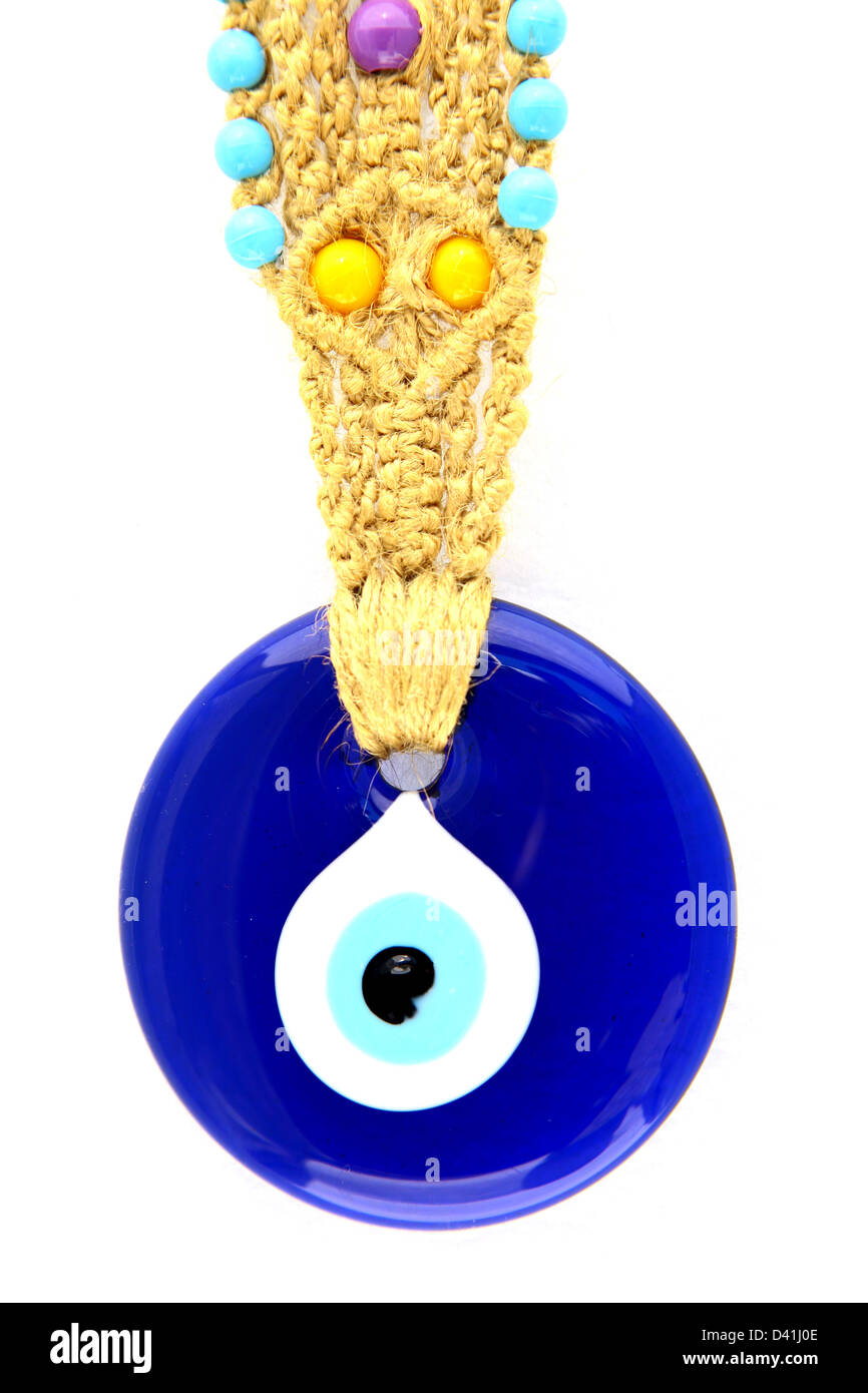 Türkische Amulett bösen Blick auf weißem Hintergrund Stockfoto