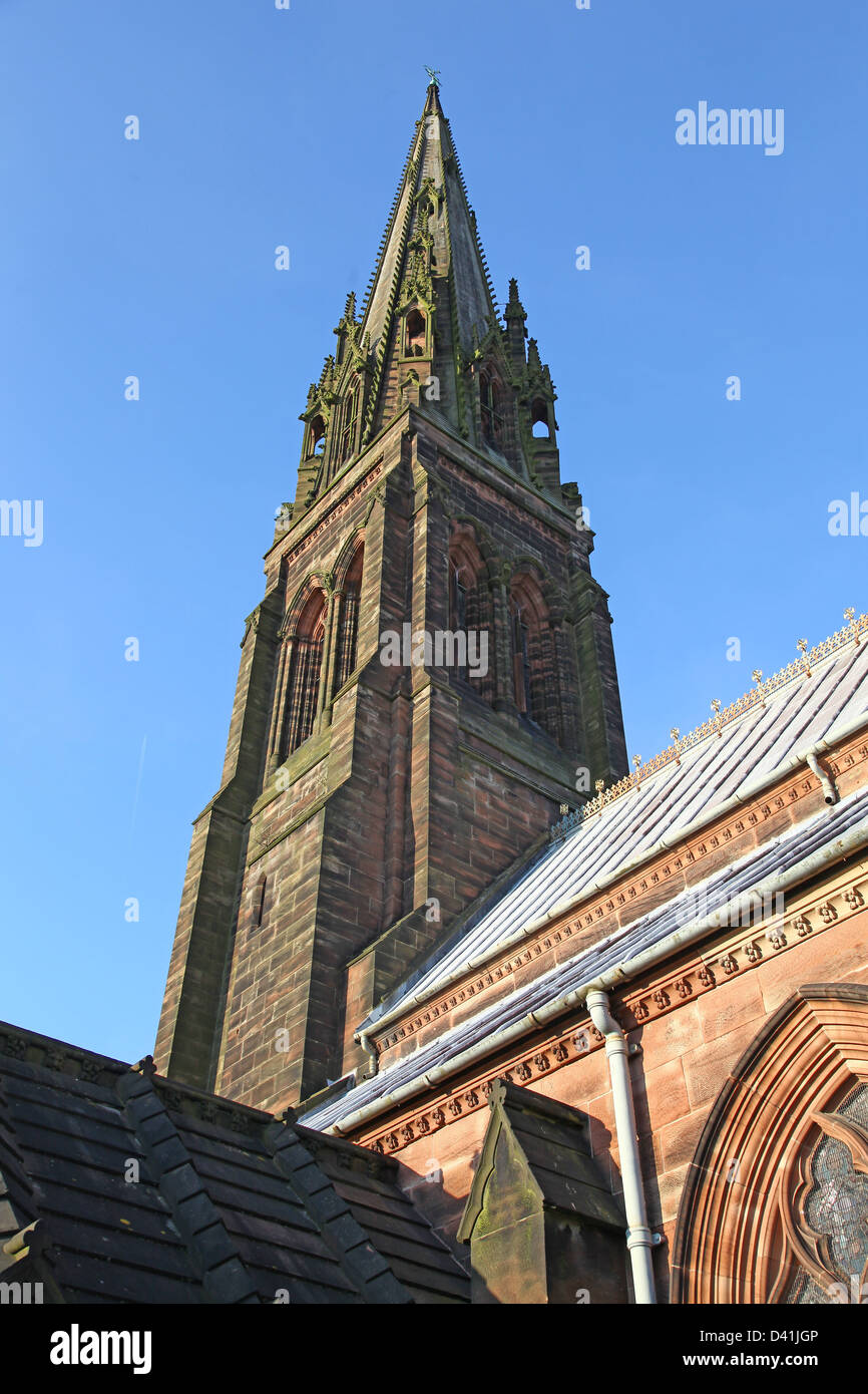 Der Turm von der Pfarrei Kirche St Giles Cheadle Mitarbeiter Staffordshire entworfen von a. Pugin und bekannt als Edelstein-Pugins Stockfoto