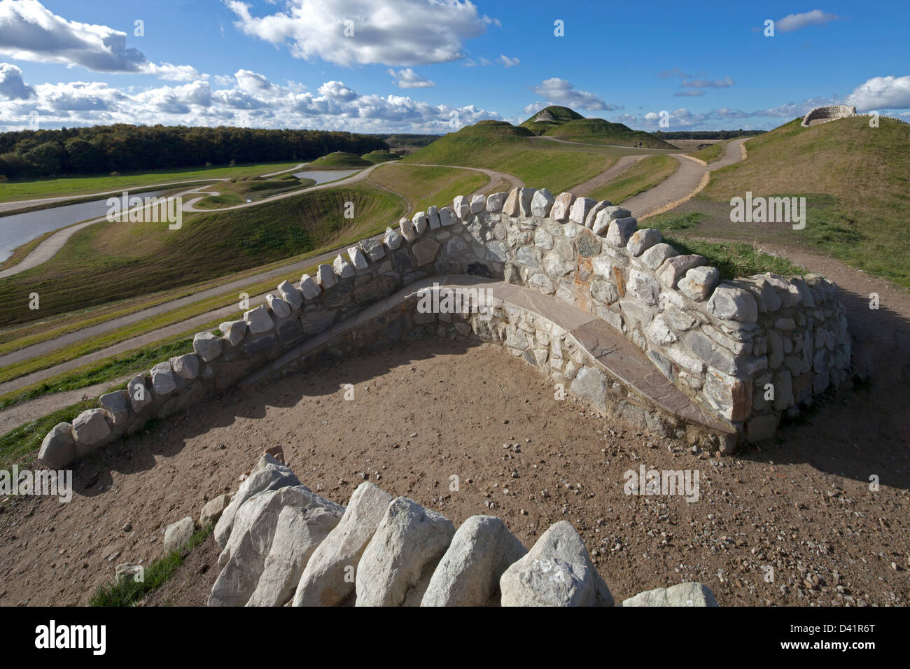Schließen Sie herauf Bild der menschlichen Landform Skulptur von Charles Jencks des Northumberlandia in der Nähe von Cramlington, Northumberland Stockfoto