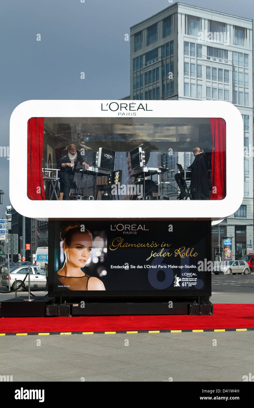 Berlin, Deutschland, eine Kampagne für eine strukturierte Loreal Paris Studio Stockfoto