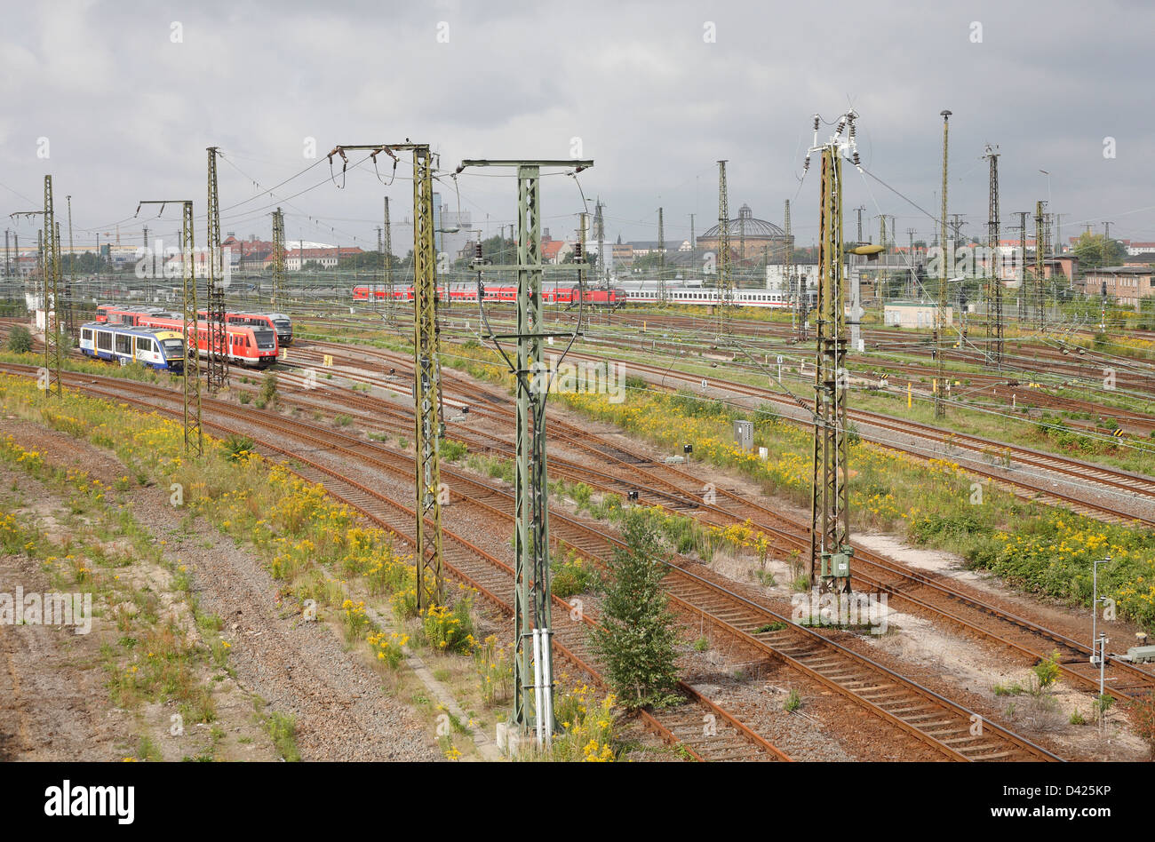 Leipzig, Deutschland, Schienensystem in der Nähe von Leipzig Hauptbahnhof Stockfoto