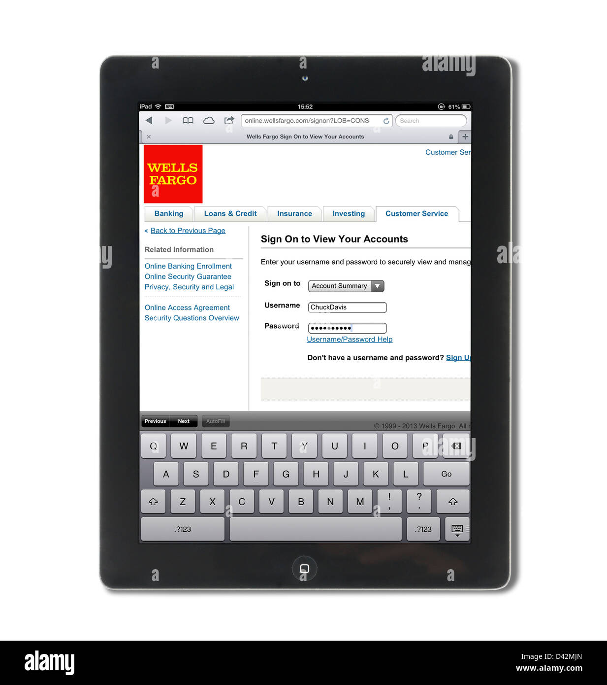 Anmeldung bei Wells Fargo Bank-Konto auf einem iPad 4, USA Stockfoto