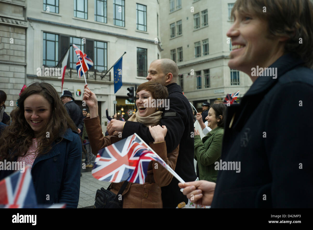 Queens Jubilee Piccadilly Street Party, London England Juni 2012. Piccadilly Street Party Feiernden den Tag genießen. Stockfoto