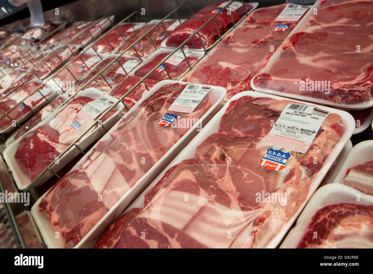 Rindfleischprodukte auf dem Display in einem Costco Wholesale